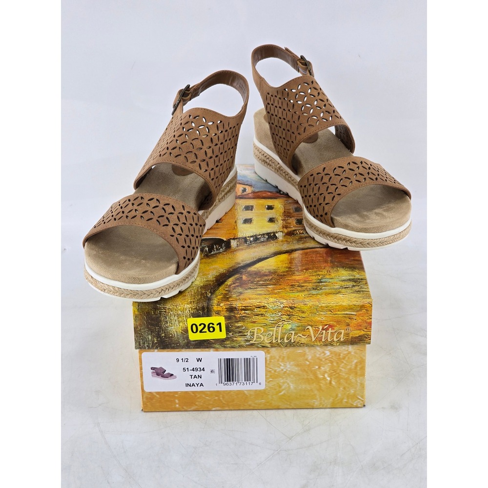 Bella Vita Inaya Sandals Womens 9.5 Wide Tan Laser Cut Wedge - New